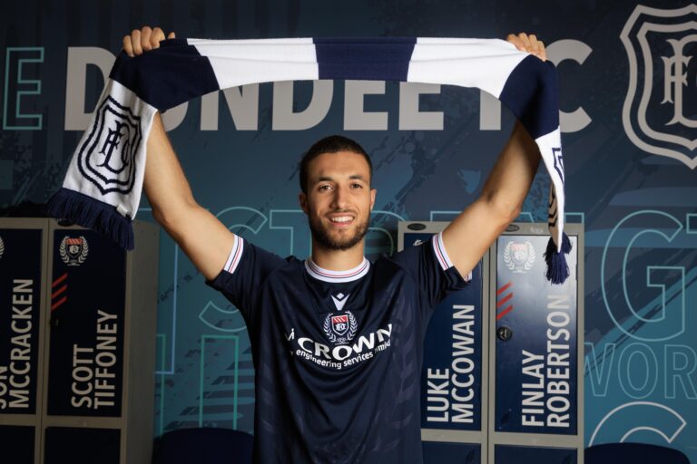 Dundee sign French left back Ziyad Larkeche