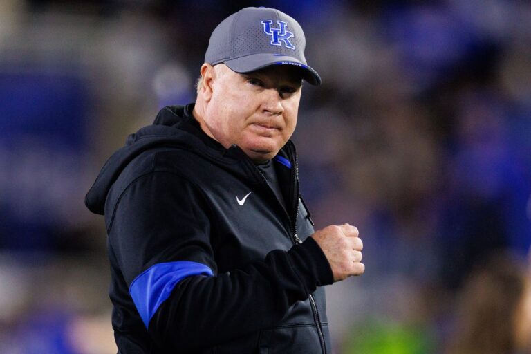 Mark Stoops